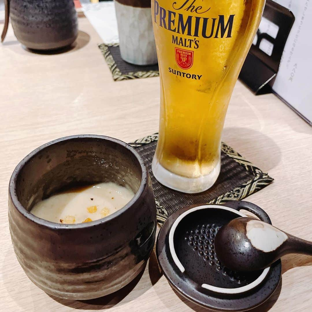 葉月里緒奈さんのインスタグラム写真 - (葉月里緒奈Instagram)「ちょっとずつ色々な物を食べられるこういうお店大好きだわ〜。 #魚菜由良鼎#魚菜由良3号店 #筍の照り焼き#合鴨ロース煮#上喜元で上機嫌#いぶりがっこクリームチーズ#生湯葉と豆腐のサラダ#クエのカマ焼き#岩中豚のしゃぶしゃぶ#先ずは生ビールから #お通しで出てきた #玉ねぎのポタージュが美味しすぎ #どんぶりで食べたい #rionahazuki」4月11日 10時06分 - riona_hazuki