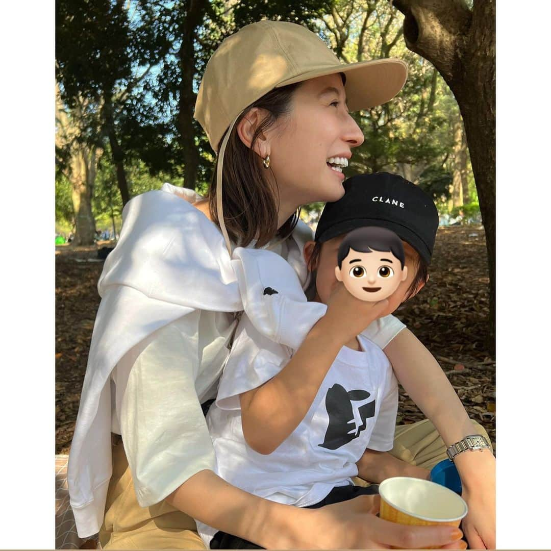 松本恵奈さんのインスタグラム写真 - (松本恵奈Instagram)「こんにちは⚪️昨日のはりここととおきもCLANE AND POKÉMONで遊びに行っめきました⚪️ピカチュウが付いてるだけでりここも喜んでリュック持ってくれるのでかなり助かります。笑笑 とおきもやたらと意味不明なポーズで写真撮ってと言ってくるのでカメラロールが大変な事になってます😂とりあえず載せれそうなやつをピックアップしておきますね😂 他にもすごく沢山のアイテムを使っているので是非、楽しみにしていてください💪🏻💪🏻💪🏻  【コレクション詳細】 「CLANE（クラネ）」AND「POKÉMON（ポケモン）」 発売日：2022年4月20日（水） 販売店舗：CLANE伊勢丹新宿店  ※CLANE伊勢丹新宿店では今回のコレクションを記念してPOP UP STOREが開催されます。詳しくはCLANE WEBをご確認下さい。 ※CLANE ONLINE STOREでは、4月27日（水）に発売を予定しております。 ※新宿ルミネ店・表参道ヒルズ店・大阪ルクア店には入荷がございませんので、ご注意下さい。  【今回のコレクションを記念したCLANE POP UP STOREを伊勢丹新宿店にて開催】 期間：4月20日（水）～4月26日（火） 場所：伊勢丹新宿店本館2階＝センターパーク/ザ・ステージ#2  開催時間：10:00～20:00  #clane #pokemon #ポケモン #伊勢丹 #popup #CLANEANDPOKEMON」4月11日 14時51分 - ena1123