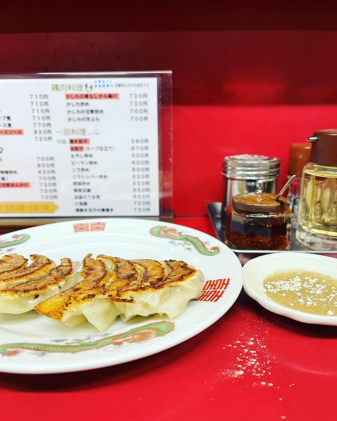 金村義明さんのインスタグラム写真 - (金村義明Instagram)「ラジオで街中華の話してたら口が中華 池田の街中華の王道いくかどや飯店へ 天津飯は関東人に食べさせてあげたい 早よ寝よ！」4月11日 19時29分 - yoshiaki_kanemura