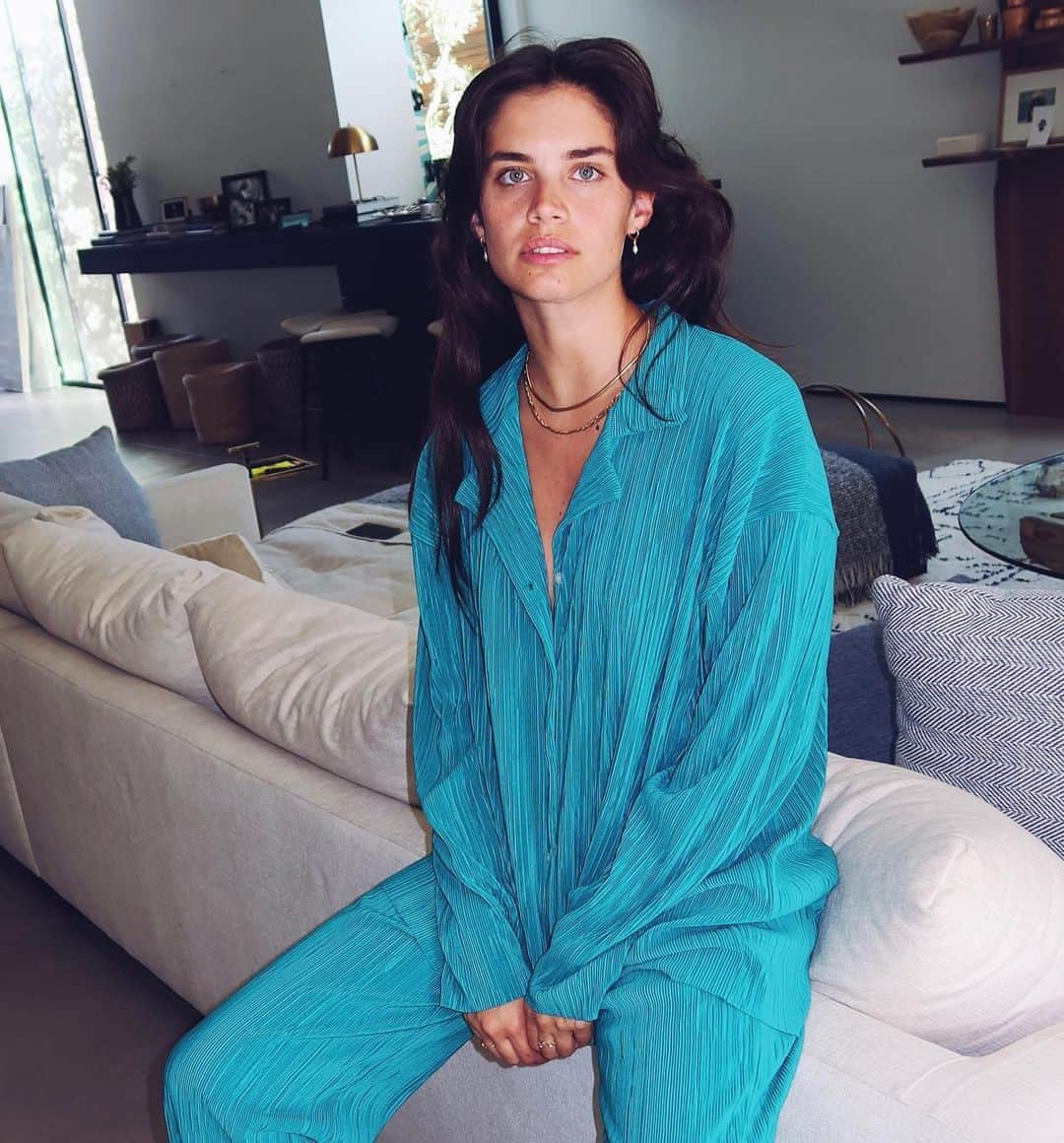 サラ・サンパイオさんのインスタグラム写真 - (サラ・サンパイオInstagram)「Monday’s teal」4月12日 0時41分 - sarasampaio