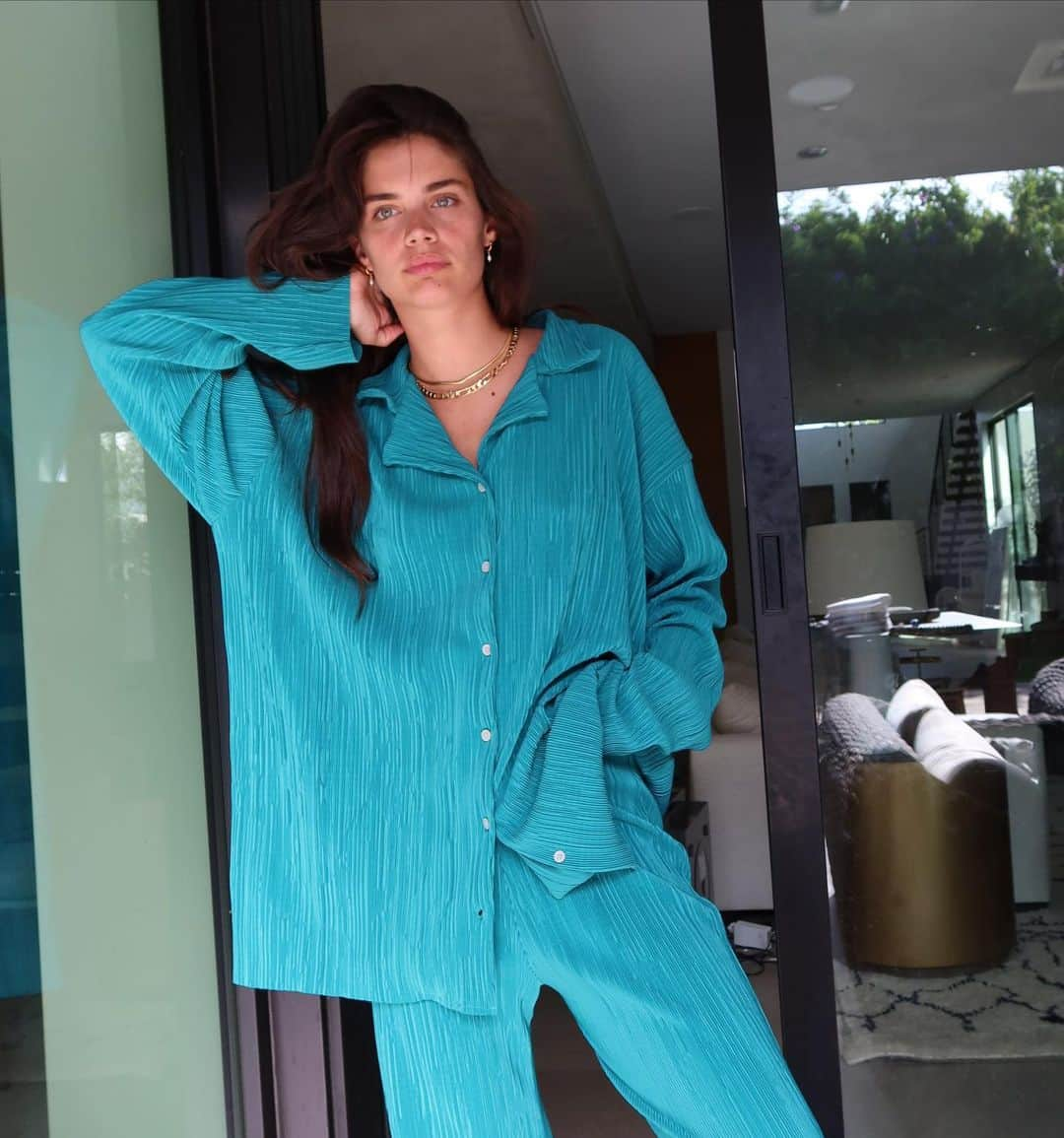 サラ・サンパイオさんのインスタグラム写真 - (サラ・サンパイオInstagram)「Monday’s teal」4月12日 0時41分 - sarasampaio