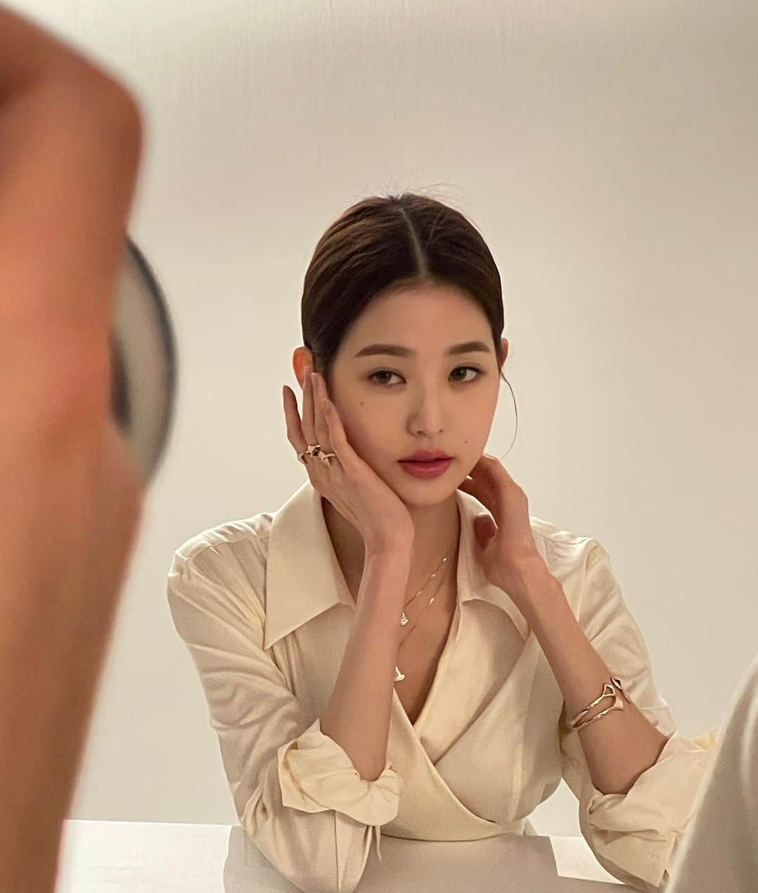 チャン・ウォニョンさんのインスタグラム写真 - (チャン・ウォニョンInstagram)「@bulgari💍🖤」4月12日 12時30分 - for_everyoung10