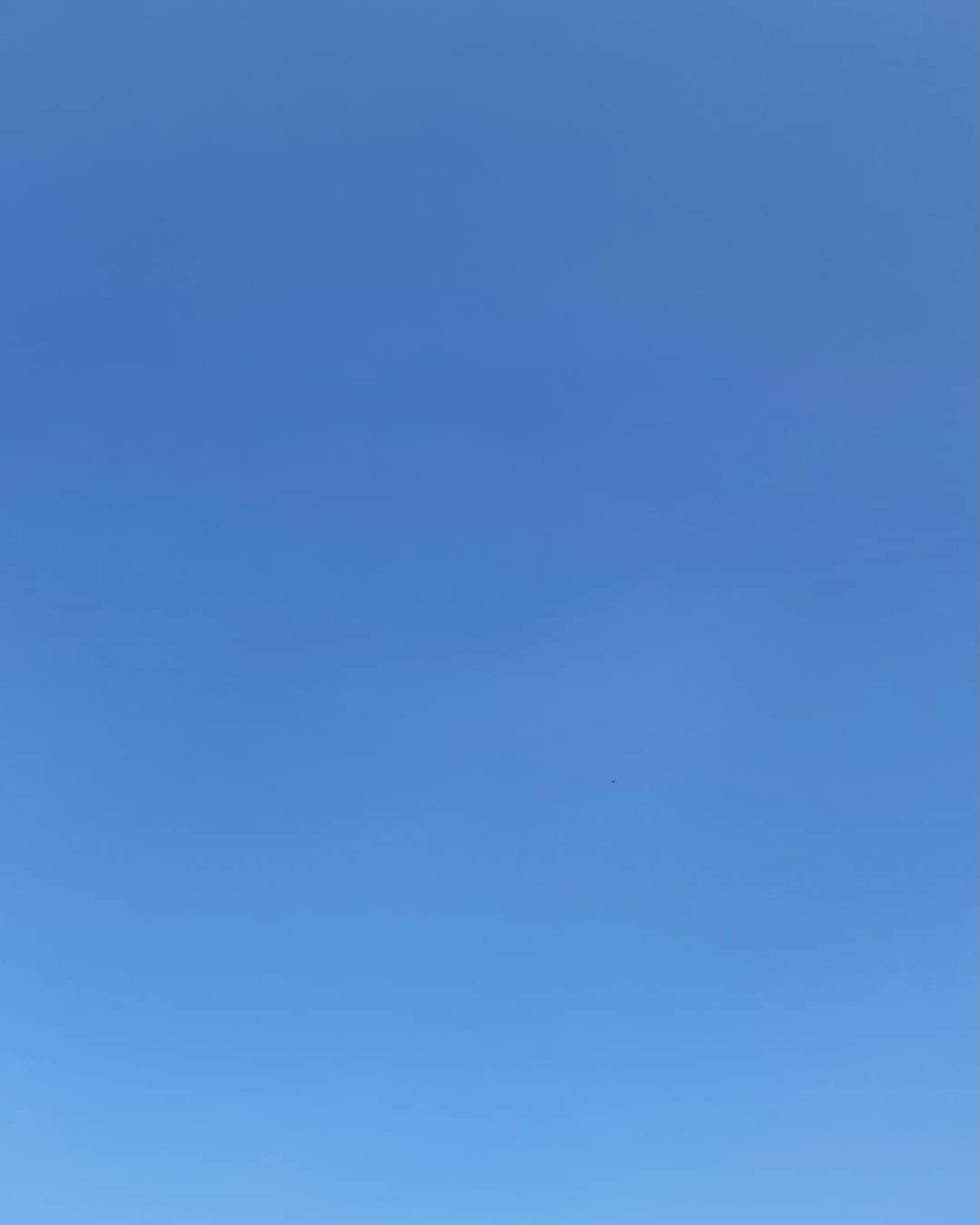 山田弥希寿さんのインスタグラム写真 - (山田弥希寿Instagram)「ベルーナドーム気持ちのいい青空が広がっています(^^)  今日はHBCラジオにて 西武対日本ハム 4回戦の実況🎙 解説は大宮龍男さんです。  お互い日曜日にいい勝ち方をしています。 今後の流れを作る意味でも今日は大事な試合になります。 精一杯お伝えします。  #seibulions #lovefighters #埼玉西武ライオンズ #北海道日本ハムファイターズ #ベルーナドーム #npb #プロ野球」4月12日 15時22分 - mikitoshi_617