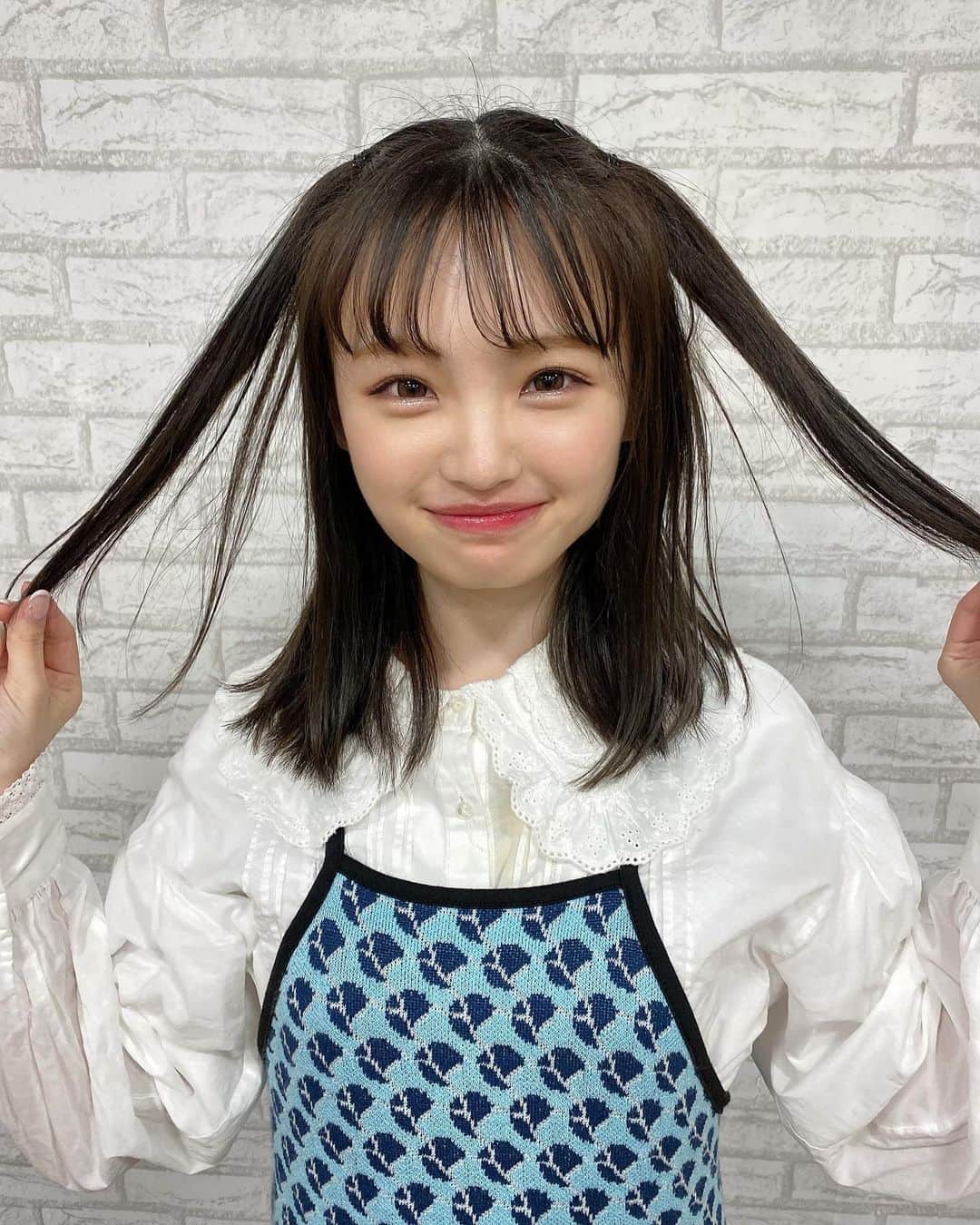 新澤菜央さんのインスタグラム写真 - (新澤菜央Instagram)「なんの髪型してるしんしんが好き〜？🥳  #公演の時参考にします」4月13日 19時15分 - _shinshin_48