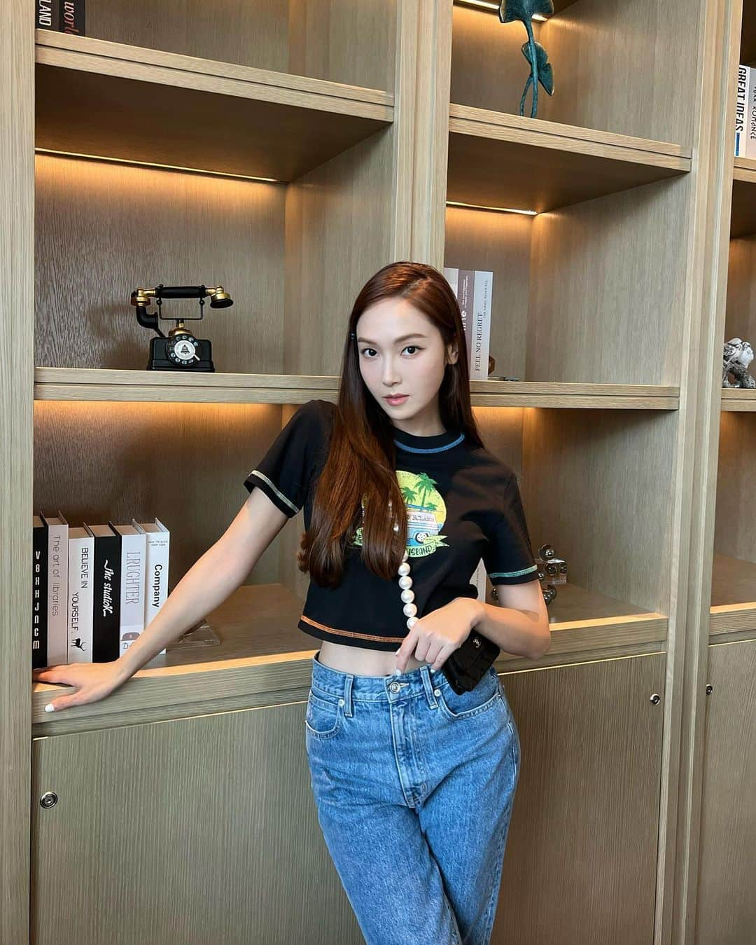 ジェシカ さんのインスタグラム写真 - (ジェシカ Instagram)「She’s calling 📞🖤➗」4月14日 12時42分 - jessica.syj