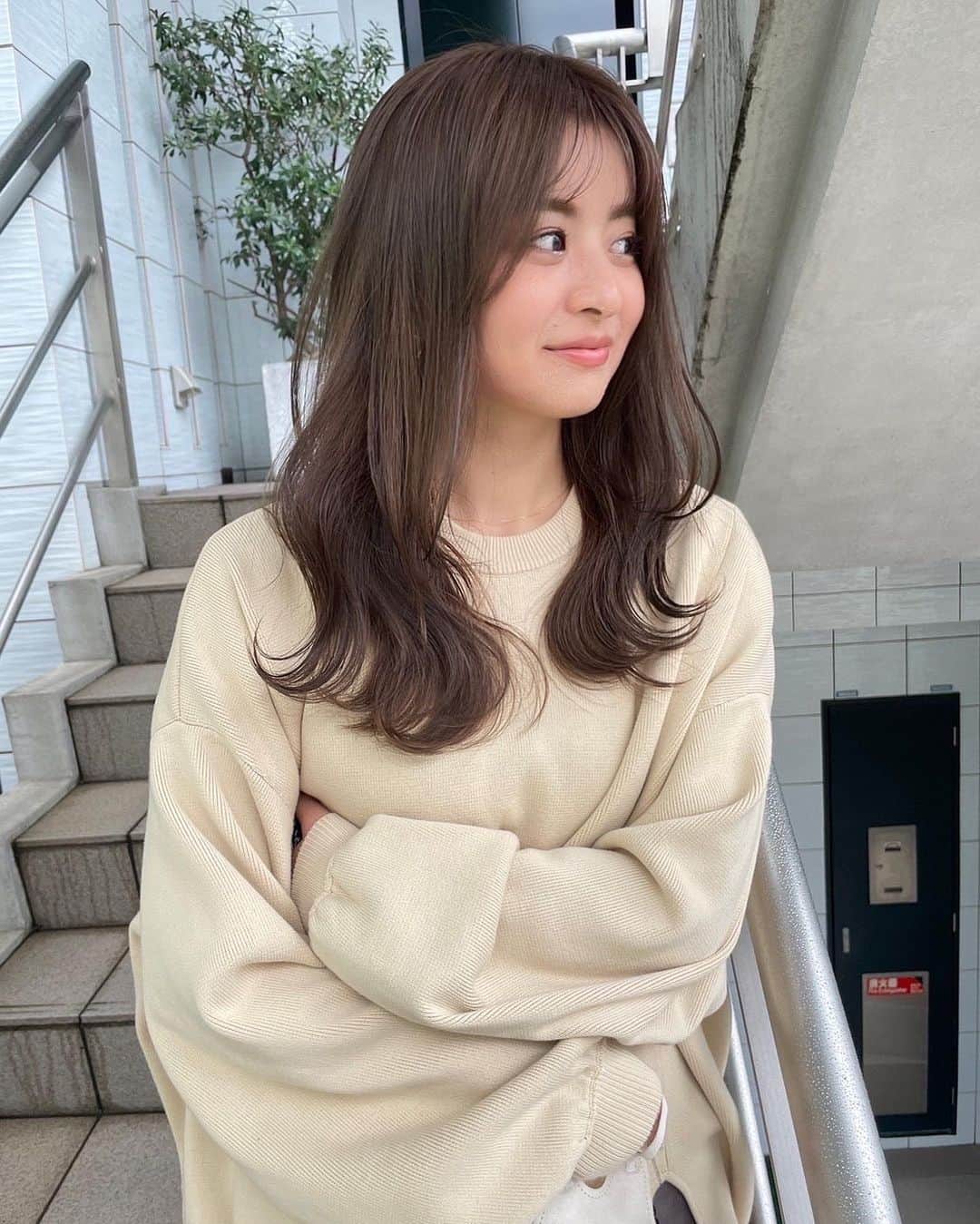 田中優衣さんのインスタグラム写真 - (田中優衣Instagram)「念願の美容室🌼🌼 前田さんのおかげで復活しました。  顔の皮向けがすごい気になるけど 見てみないふりしてね😰 どうしても隠れなかった。 苦手な人ごめんなさい🙇🏻‍♀️」4月14日 14時33分 - heisei_8nen