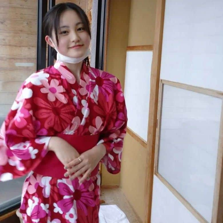 丸本凛さんのインスタグラム写真 - (丸本凛Instagram)「#浴衣#yukata#05#photooftheday#instagood」4月14日 22時33分 - rinmarumoto