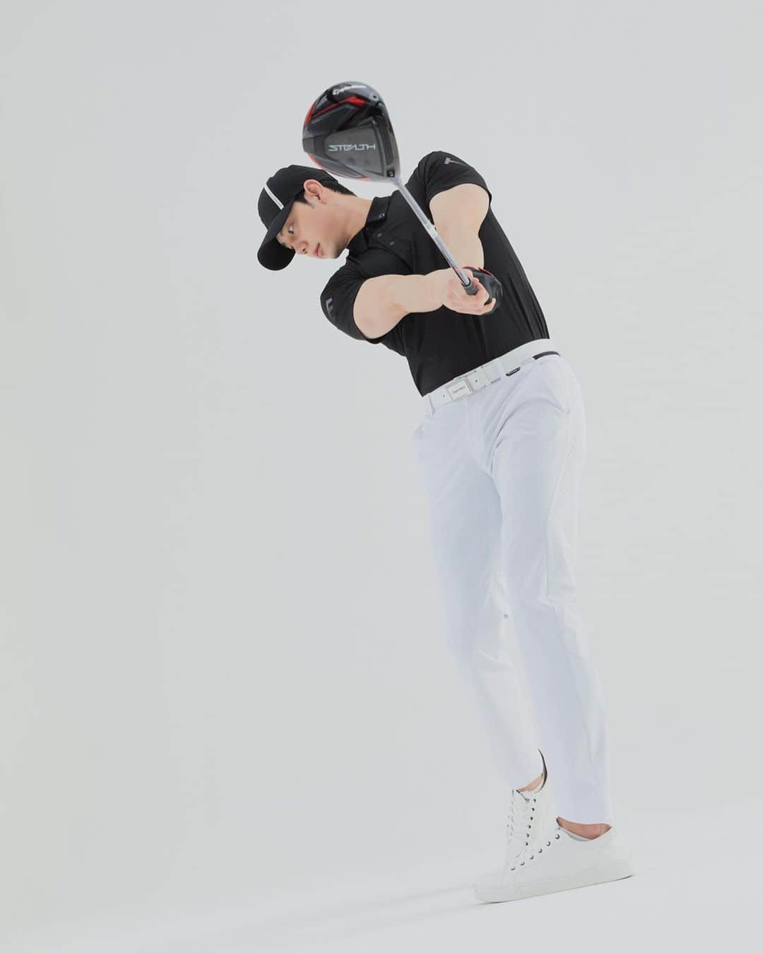 チン・ジュヒョンさんのインスタグラム写真 - (チン・ジュヒョンInstagram)「필드 나가고싶다 🥲 #taylormadegolf #테일러메이드 #골프」4月15日 16時48分 - jinjuhyung_