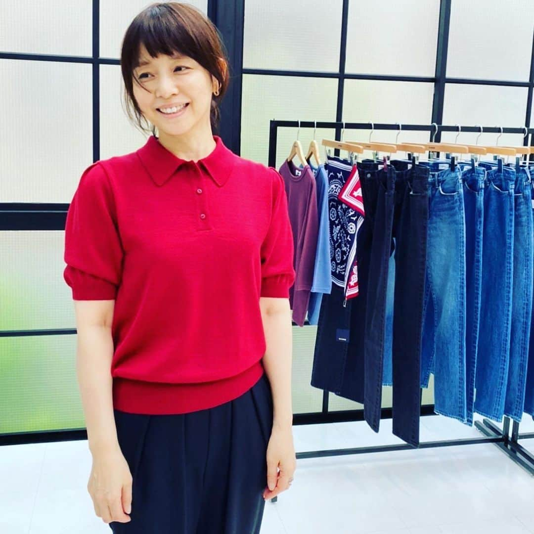 板谷由夏 さんのインスタグラム写真 - (板谷由夏 Instagram)「まだかわいいのがあった。おまけ。 赤について。 女性は赤が似合う。 どんどん似合う。似合っていく気がする。 赤色。力をくれる色。 赤の似合う女、そうありたい。 女と赤、最高。」4月15日 22時54分 - yukaitaya