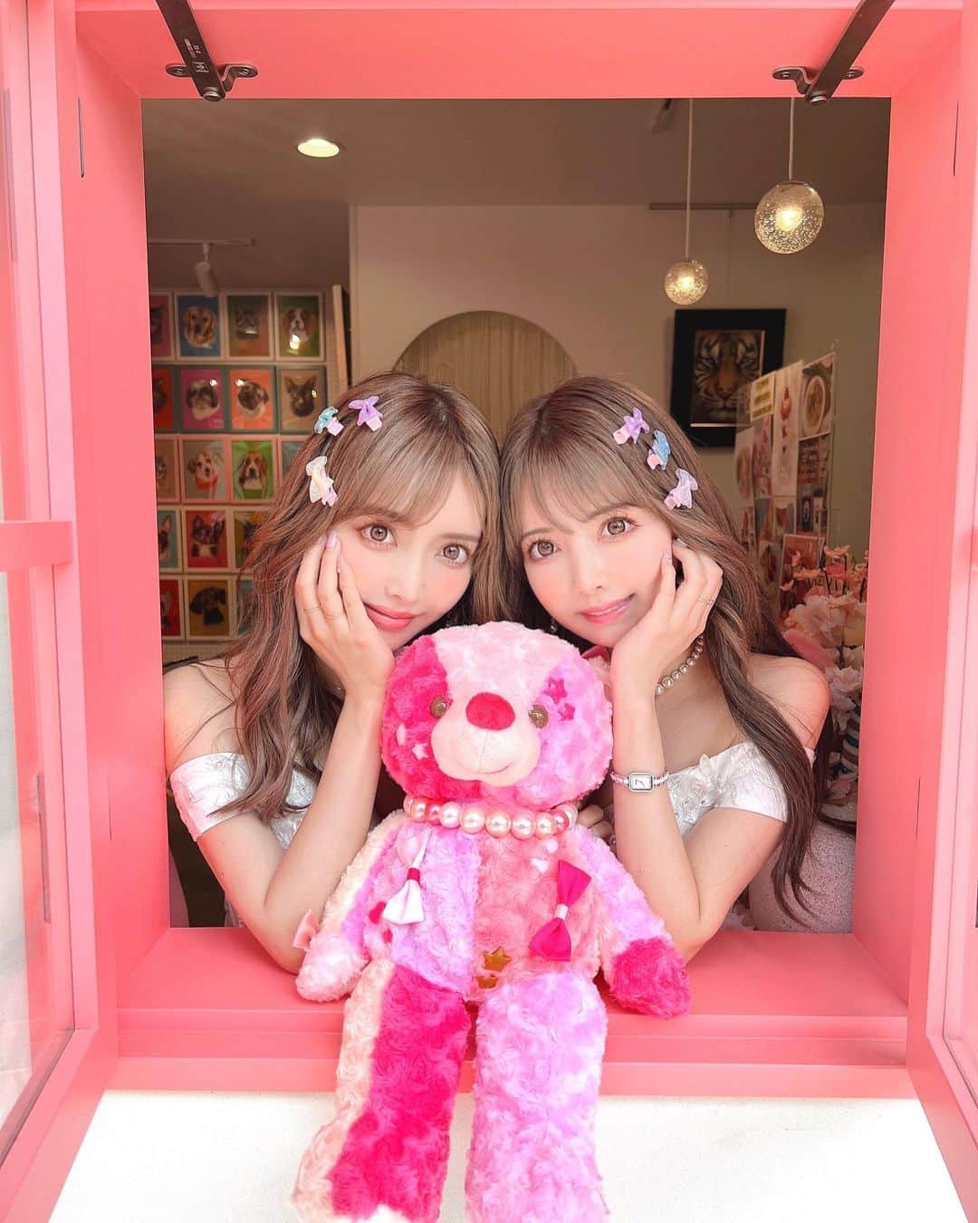 吉川ちえさんのインスタグラム写真 - (吉川ちえInstagram)「【🧸🎀🧸🎀🧸🎀】 . この前りなちゃんの誕生日会を ( @remember6758 )でしたよ🥺💓 ピンク×アフタヌーンティーが可愛すぎ🤦‍♀️💕 貸切なので誕生日会もできるし わんこ🐶連れOKなのが嬉しい😚💓 . 映えスポット沢山あるのでオススメ😋🧡🧡 . 🏠remember💕 📮東京都板橋区大谷口北町7-1 サンマリンハウス 1F​ 🚃 東武東上線「中板橋駅」より徒歩10分 📞 03-6909-3515 . #アフタヌーンティー #中板橋カフェ #カフェ #誕生日会 #party」4月16日 0時22分 - yoshikawachie_16