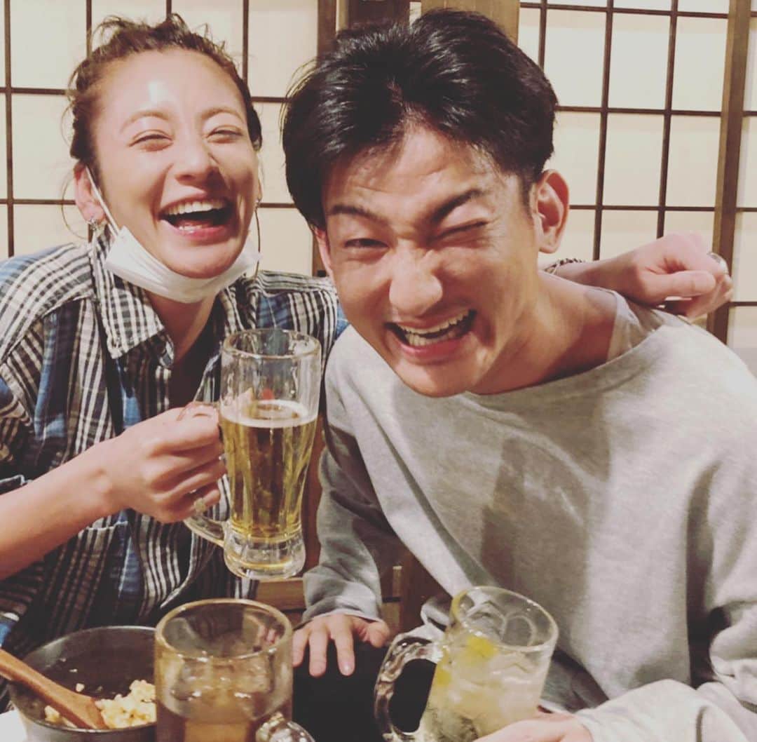 西山茉希さんのインスタグラム写真 - (西山茉希Instagram)「過去一かっちょよかった。  #不変な相棒 #ワタシノオトウト  家族になってくれた彼女を、 みんなで後悔させないんしよ😋  ありがとう。 おめでとう。」4月16日 22時45分 - maki.nshiyama50