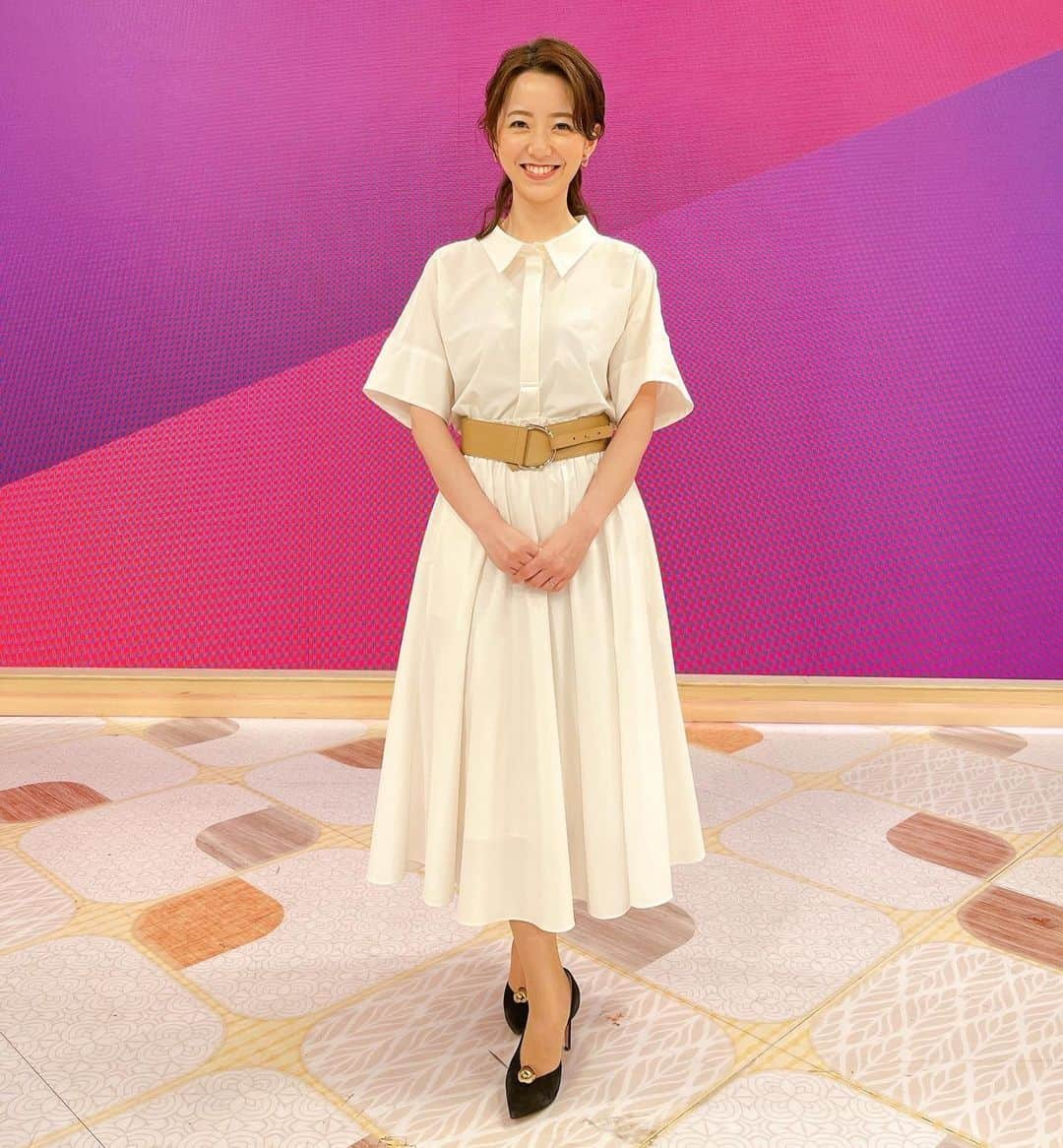 内田嶺衣奈さんのインスタグラム写真 - (内田嶺衣奈Instagram)「先週の春衣装💐 半袖が着られる季節になってきましたね😊  そういえば先週はラベンダーカラーが多めでした💜 トレンドカラーなのでしょうか☺️  好きな色なので、 私服でも選びがちです🕺✨  #衣装 #春 #ラベンダー #ヘアスタイル色々 #冒険中」4月17日 17時08分 - reina.uchida