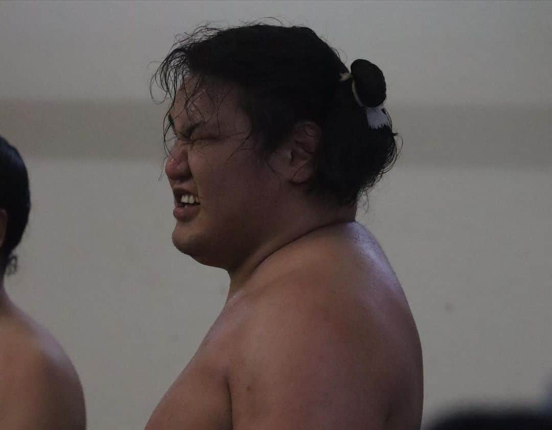 日本相撲協会さんのインスタグラム写真 - (日本相撲協会Instagram)「立浪部屋の稽古の様子です。  小結　#豊昇龍、幕内　#明生　#天空海　が所属しています。  五月場所初日は5月8日です ご声援よろしくお願いします！  #sumo #相撲 #力士 #大相撲　#お相撲さん #おすもうさん #sumo #japanphoto #sumowrestlers #japanculture #五月場所　#立浪部屋　#朝稽古　#上戸　#羅王　#木竜皇　#多良浪　#春雷　#筑波山　#白猿　#豈亜　#瑞光　#仲宗根　#北大地　#浪満　#北洋山　#幸奄美 #刻竜浪」4月18日 10時05分 - sumokyokai