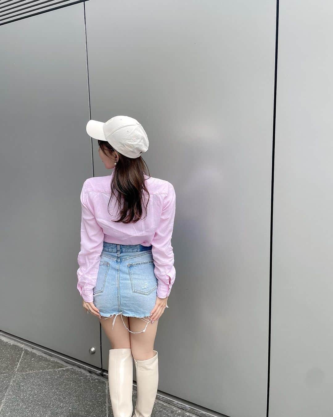 日野麻衣さんのインスタグラム写真 - (日野麻衣Instagram)「🌸🌸🌸  #まいこーで #春 #ピンク #ミニスカート #いっぱい撮ってもらったらたくさん載せるね」4月18日 18時36分 - hinomaiofficial