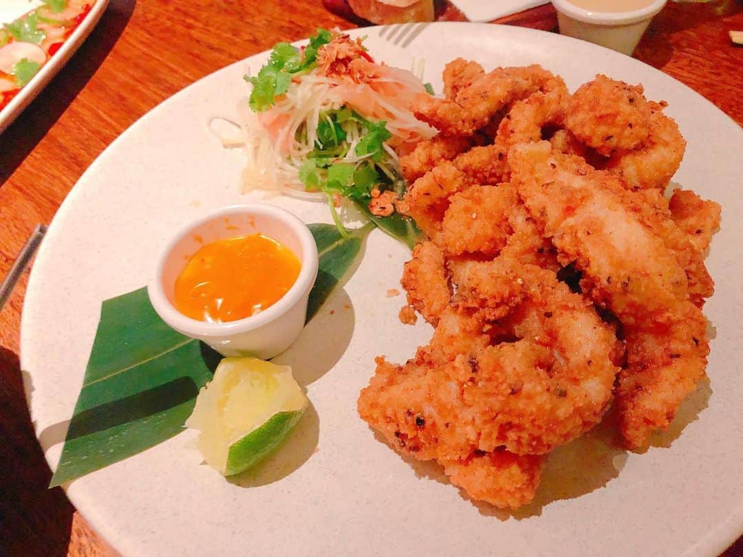 かにゃさんのインスタグラム写真 - (かにゃInstagram)「ずっと行ってみたかったレストラン🍽 シーフード大好き🦞💕  . . . #seafood #food #foodstagram #foodie #foodphotography #foodblogger #foodpic #foodpics #dinner #dinnertime #restaurant #melbournerestaurant #melbournestyle #melbourneliving #melbourne_insta #melbournelifestyle #melbournelife #メルボルン #海外生活 #オーストラリア生活 #メルボルン生活 #オーストラリア留学 #メルボルン留学 #メルボルンライフ #レストラン #ディナー #フード #フードスタグラム #フーディー #シーフード」4月18日 20時33分 - kanya_435