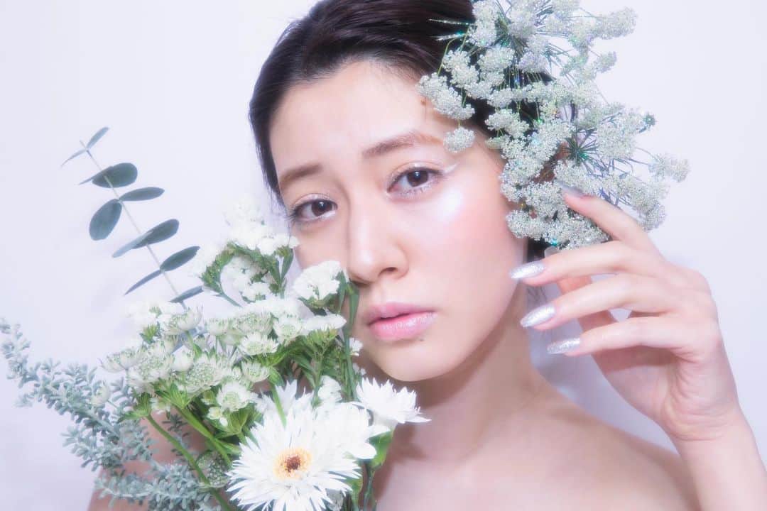 岡本杏理さんのインスタグラム写真 - (岡本杏理Instagram)「「浄化」#white#anrisflower」4月18日 22時27分 - anri_okamoto