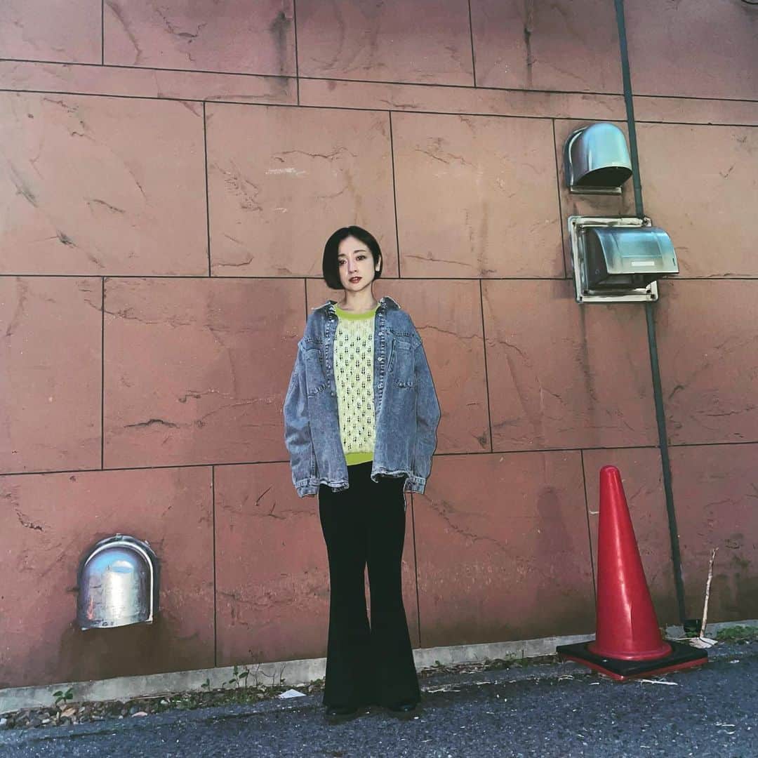 安達祐実さんのインスタグラム写真 - (安達祐実Instagram)「💚🤍💚 髪をさっぱりと。」4月19日 21時48分 - _yumi_adachi