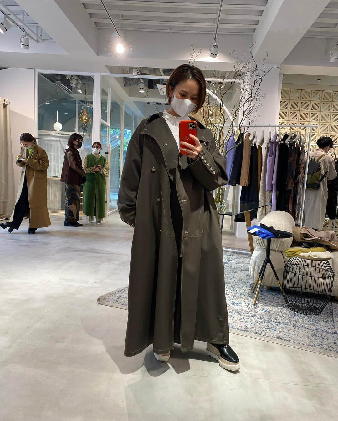 宮里藍さんのインスタグラム写真 - (宮里藍Instagram)「@amerivintage の展示会へ @bdmntnfujiimizuki ちゃんと行ってきました！  やっぱり秋冬の服が本当に好きです。 テンションあがったなー！そして @blackstone705 さんは相変わらずとても綺麗でした✨  @haruka_.style さん、いつも本当ありがとうございますー！☺️❤️ #amerivintage」4月19日 22時25分 - ai_miyazato