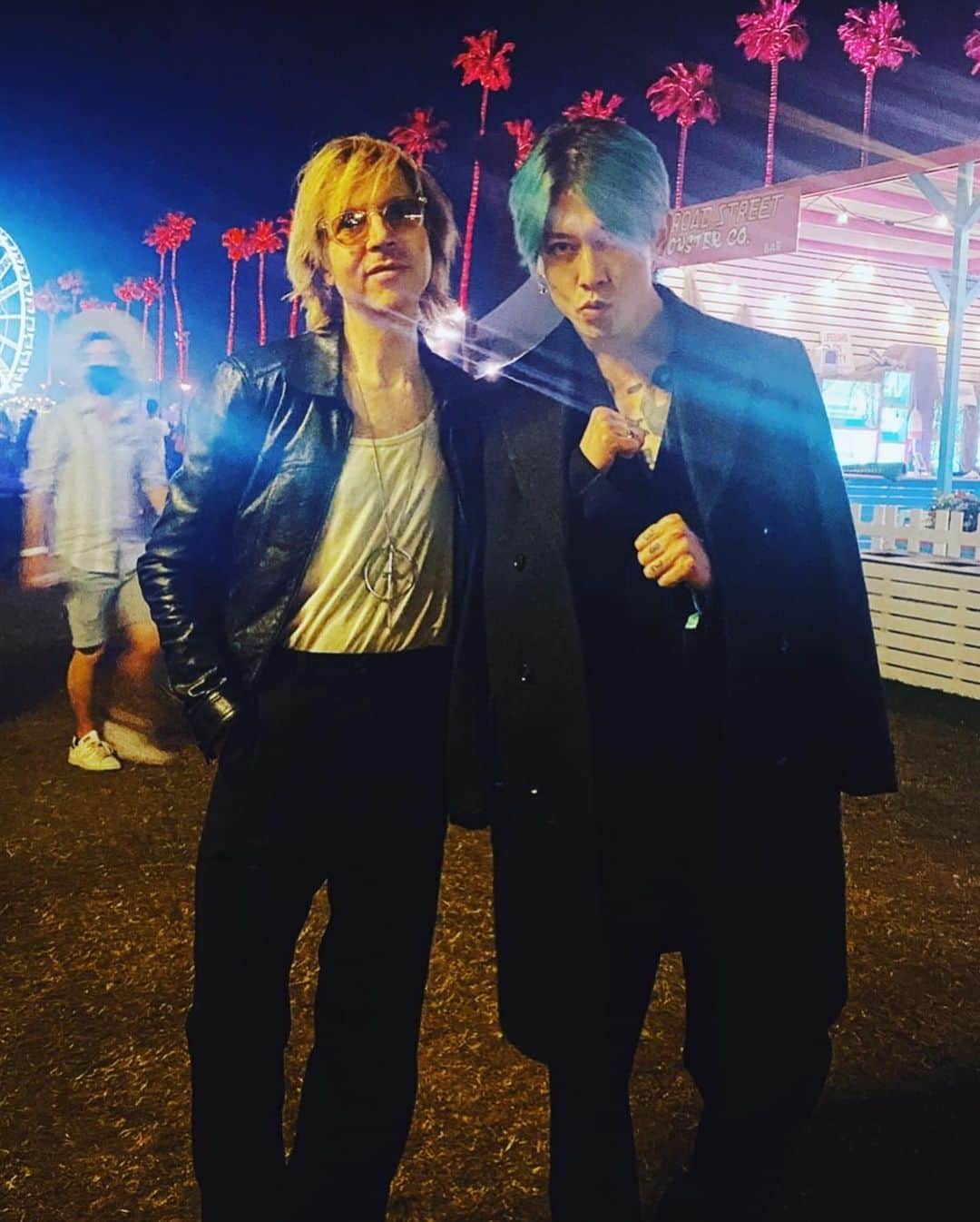 雅-MIYAVI-さんのインスタグラム写真 - (雅-MIYAVI-Instagram)「Coachella 2022 photo dump - 003 🎡🙌🏻🙌🏻🕺💯☀️🚀 (I promise this is the last one)」4月20日 5時03分 - miyavi_ishihara