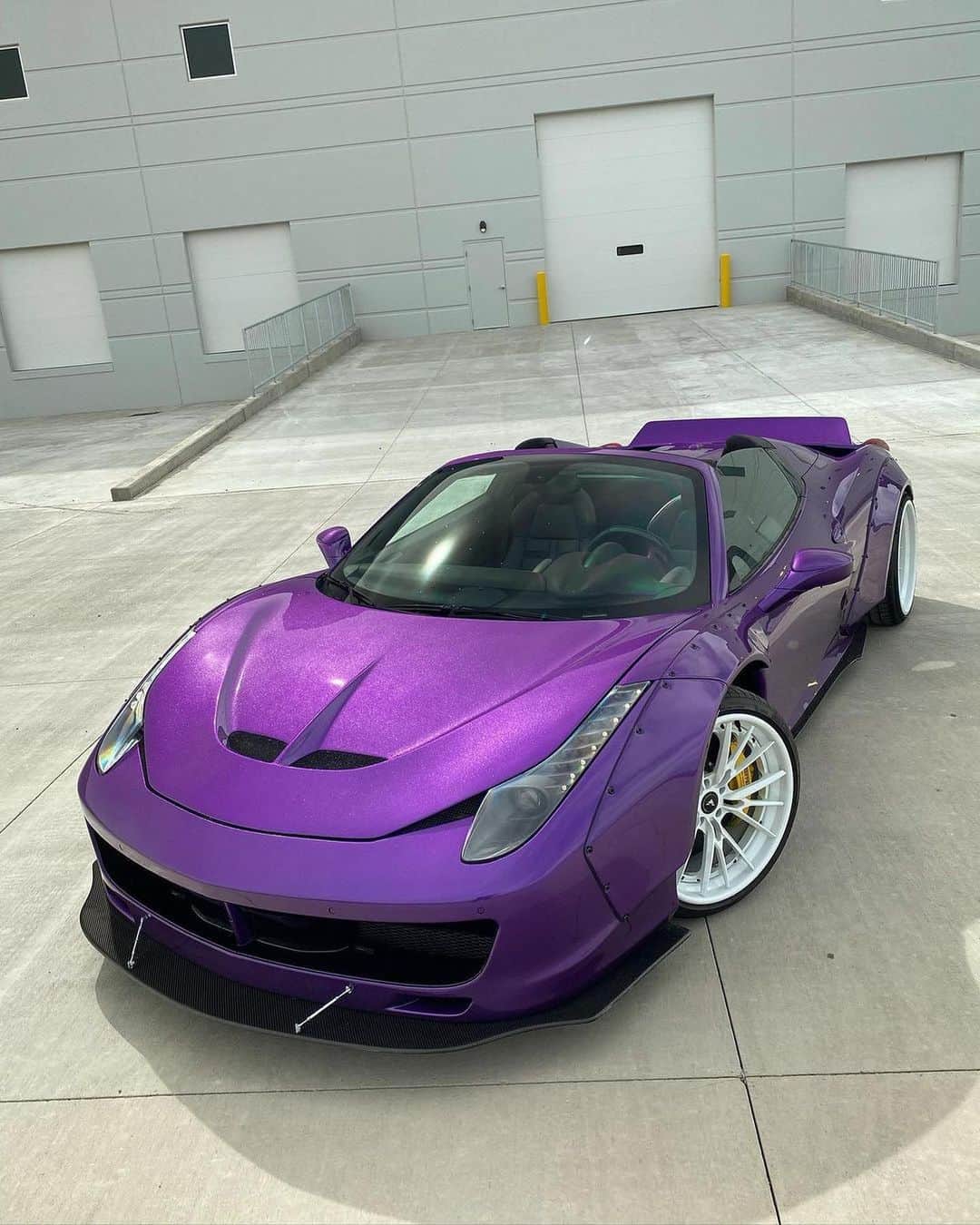 CarsWithoutLimitsさんのインスタグラム写真 - (CarsWithoutLimitsInstagram)「@thestradman’s #LibertyWalk #458Spider #carswithoutlimits #ferrari」4月20日 5時31分 - carswithoutlimits