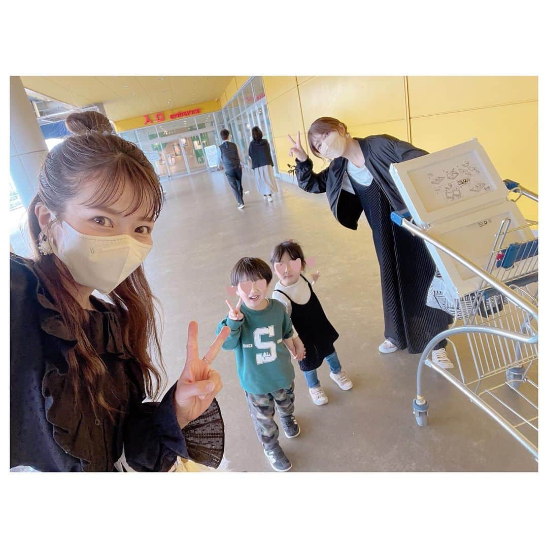 辻希美さんのインスタグラム写真 - (辻希美Instagram)「友達familyとIKEAへ❤️」4月20日 20時01分 - tsujinozomi_official