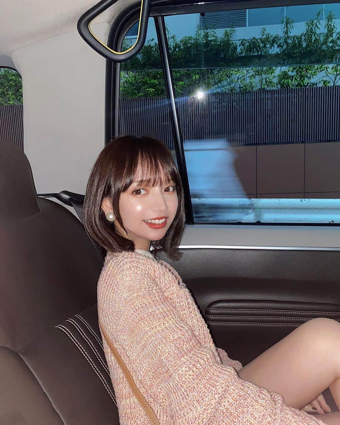 平尾優美花（ゆみちぃ）さんのインスタグラム写真 - (平尾優美花（ゆみちぃ）Instagram)「🚕🌙」4月20日 20時46分 - hirao_yumika