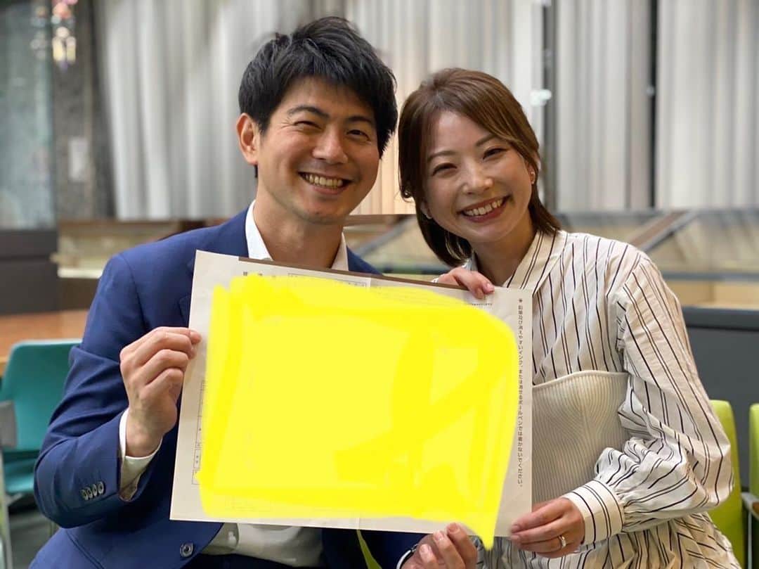 奈良岡希実子さんのインスタグラム写真 - (奈良岡希実子Instagram)「情報ライブミヤネ屋でもご報告させていただきましたが、 この度、ミヤネ屋ディレクターの西山耕平さんと結婚いたしました。  コロナ禍、そして、世界が大変な中、2人でとても悩みましたが、新たな歩みを強い気持ちで進めようと決意しました。  笑顔の絶えないあたたかい家庭を築いていきたいと思っております。  これからますますお仕事を頑張っていきたいと思っておりますので、 今後ともどうぞよろしくお願いいたします！」4月21日 18時57分 - naraoka_kimiko