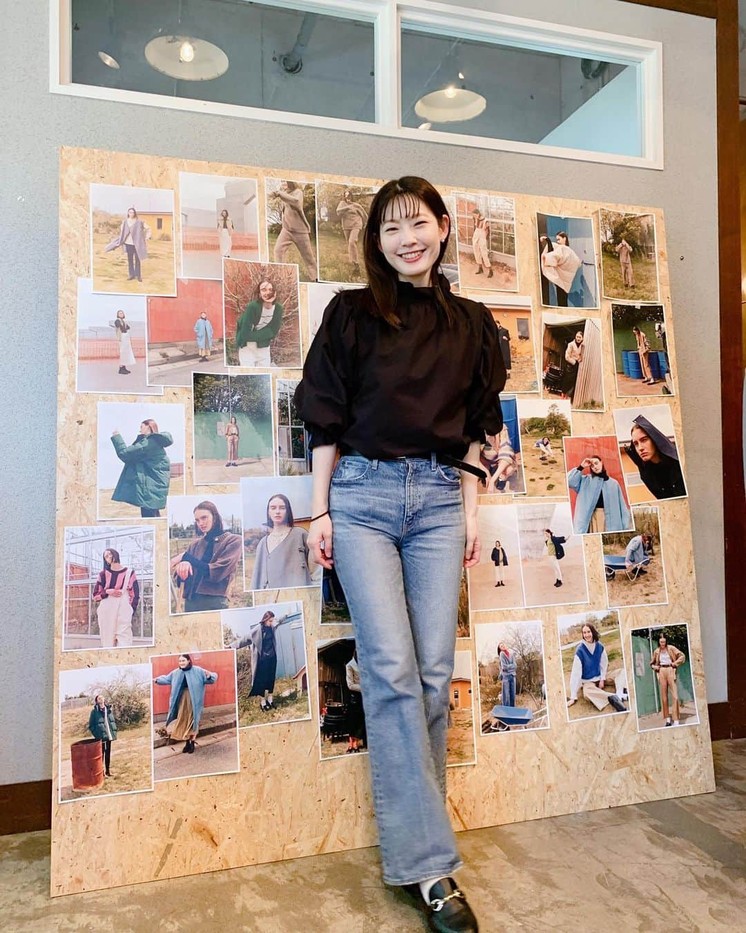 森貴美子さんのインスタグラム写真 - (森貴美子Instagram)「@blackbymoussy_official  2022AW展示会へ  きれい色のニット、シルエットのかわいいブラウス、軽くて暖かいアウター、そしてデニムパンツも脚長効果があってオールシーズン活躍してくれるから、どれをオーダーしようか迷っちゃうよね😎💓 ③④枚目はマーシーさんと📸✨ 届いたらまたアップしまーす！！  #blackbymoussy  #ブラックバイマウジー  #マウジー　#moussy  #2022AW #展示会」4月22日 23時14分 - morikimi_morikimi