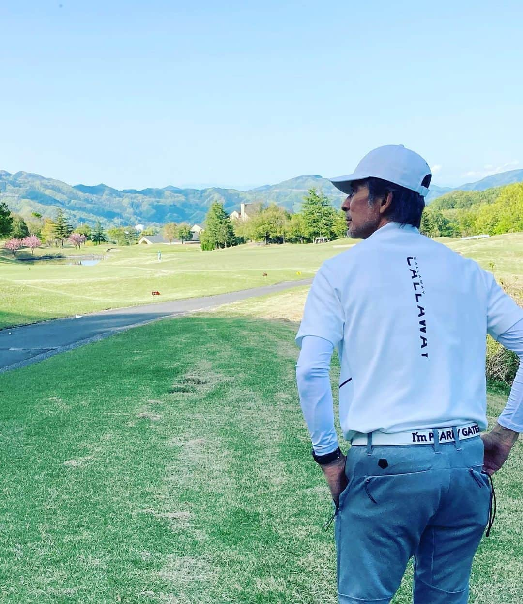 日比野玲さんのインスタグラム写真 - (日比野玲Instagram)「白、だね！  @callawayapparel_japan  #callawayapparel  #golf #golfwear #golffashion  #良い季節 #ゴルフ日和  #それな #あるね」4月23日 7時52分 - aquilano_hibino