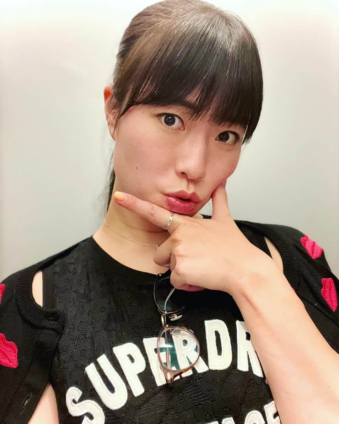 小田飛鳥さんのインスタグラム写真 - (小田飛鳥Instagram)「川崎やっぱりディープだわ、、💋 川崎流のキャベツでお肉食べるのハマった！！ 五枚目の写真は、自己責任でご覧下さいw #川崎 #武蔵新城 #肉と飯」4月23日 17時33分 - asuka_oda_0320