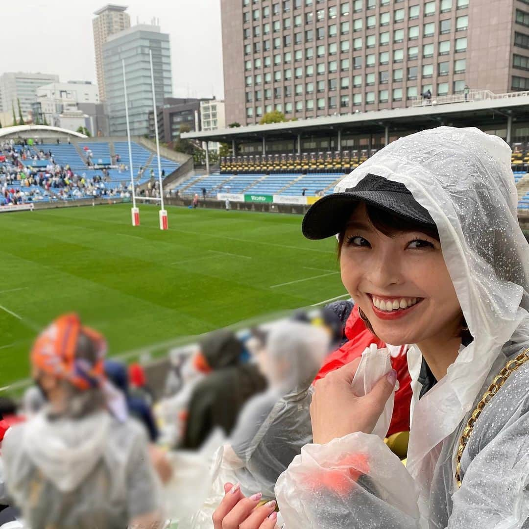 小尾渚沙さんのインスタグラム写真 - (小尾渚沙Instagram)「〈東京SG 30-3 BR東京〉🏉  久々の秩父宮ラグビー場🏉 生憎の雨でしたが、やはり生で見るラグビーは最っっっ高🤤💕 . . #ラグビー好き女子 #ラグ女  #東京サンゴリアス #ブラックラムズ東京」4月24日 21時16分 - obi_nagisa