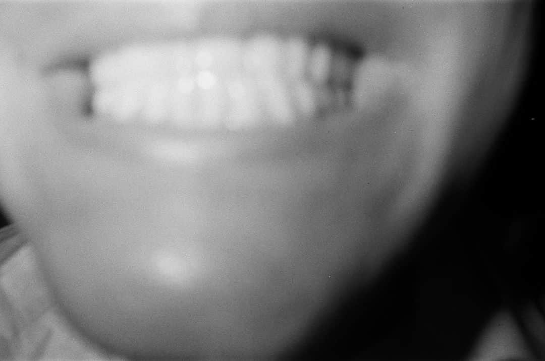 サラ・サンパイオさんのインスタグラム写真 - (サラ・サンパイオInstagram)「Some old and new film 🎞」4月26日 2時21分 - sarasampaio
