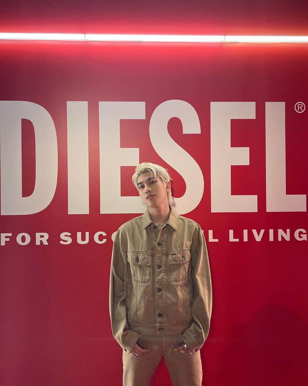 井上大和さんのインスタグラム写真 - (井上大和Instagram)「DIESEL❤️‍🔥🔥 @diesel #diesel  #DieselStudio #DieselxRiehata#DieselxFennel  #トウキョーパワー爆誕」4月26日 21時18分 - yamatoinoue__0612