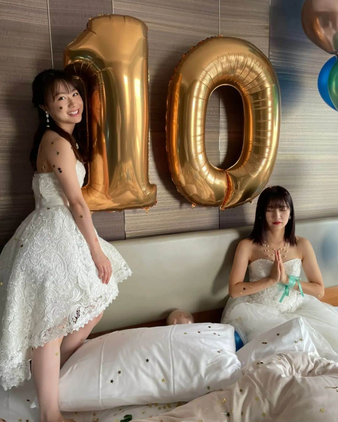 石田亜佑美さんのインスタグラム写真 - (石田亜佑美Instagram)「10th Anniversary BOOK . . ついに、発売日！ . . 9期10期の10周年記念本🍀 . かーわいい写真はもちろん インタビュー内容も盛りだくさんです . 4人で1冊出せるの、本当に嬉しい . ぜひ、じっくりご覧ください . . . #910期本 #morningmusume22 #モーニング娘22 #9期 #10期 #9期10期 #10周年 #投稿の写真は9期さんプロデュースの10期 #本誌のこのページもお気に入り #特に左上のやつ(多分)笑 #譜久村聖 さん  #生田衣梨奈 さん #佐藤優樹 #石田亜佑美」4月27日 21時00分 - ayumi_ishida.official