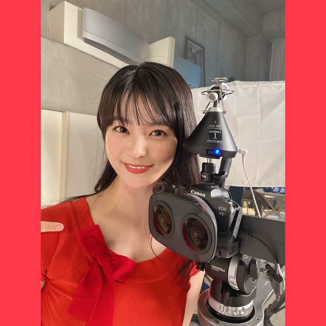 星名美津紀さんのインスタグラム写真 - (星名美津紀Instagram)「【ニコニコ超会議2022 】 超休憩所にてVR出演中🎥💕  衣装はCanonカラーの赤❤️！！  #超休憩所VR #超会議2022 #幕張メッセ #canon #キャノン #オフショット」4月29日 14時47分 - hoshina_mizuki