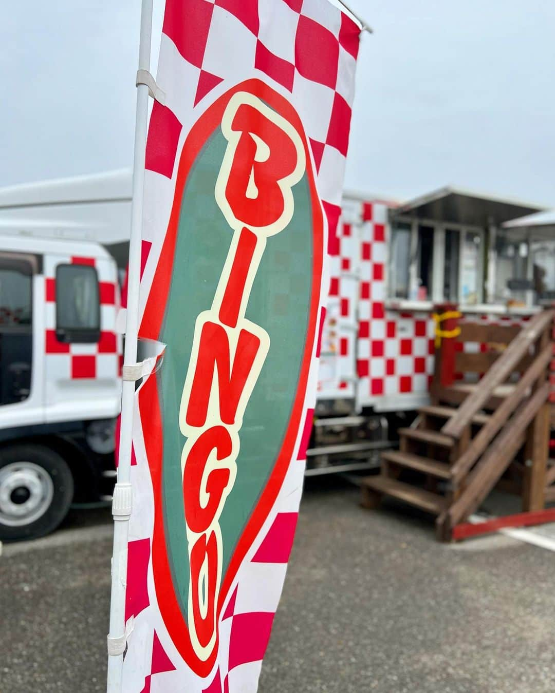 小田飛鳥さんのインスタグラム写真 - (小田飛鳥Instagram)「#bingoburger 2号店〜 #城山公園 〜 #大福寺 の #崖観音 へ…😌 大人になってからまた、千葉の魅力を知ることが出来て嬉しいです！ そんな私は #ちばらき な女😎💄 #burger #hamburger #japantravel #japansightseeing #館山 #千葉」4月30日 8時36分 - asuka_oda_0320