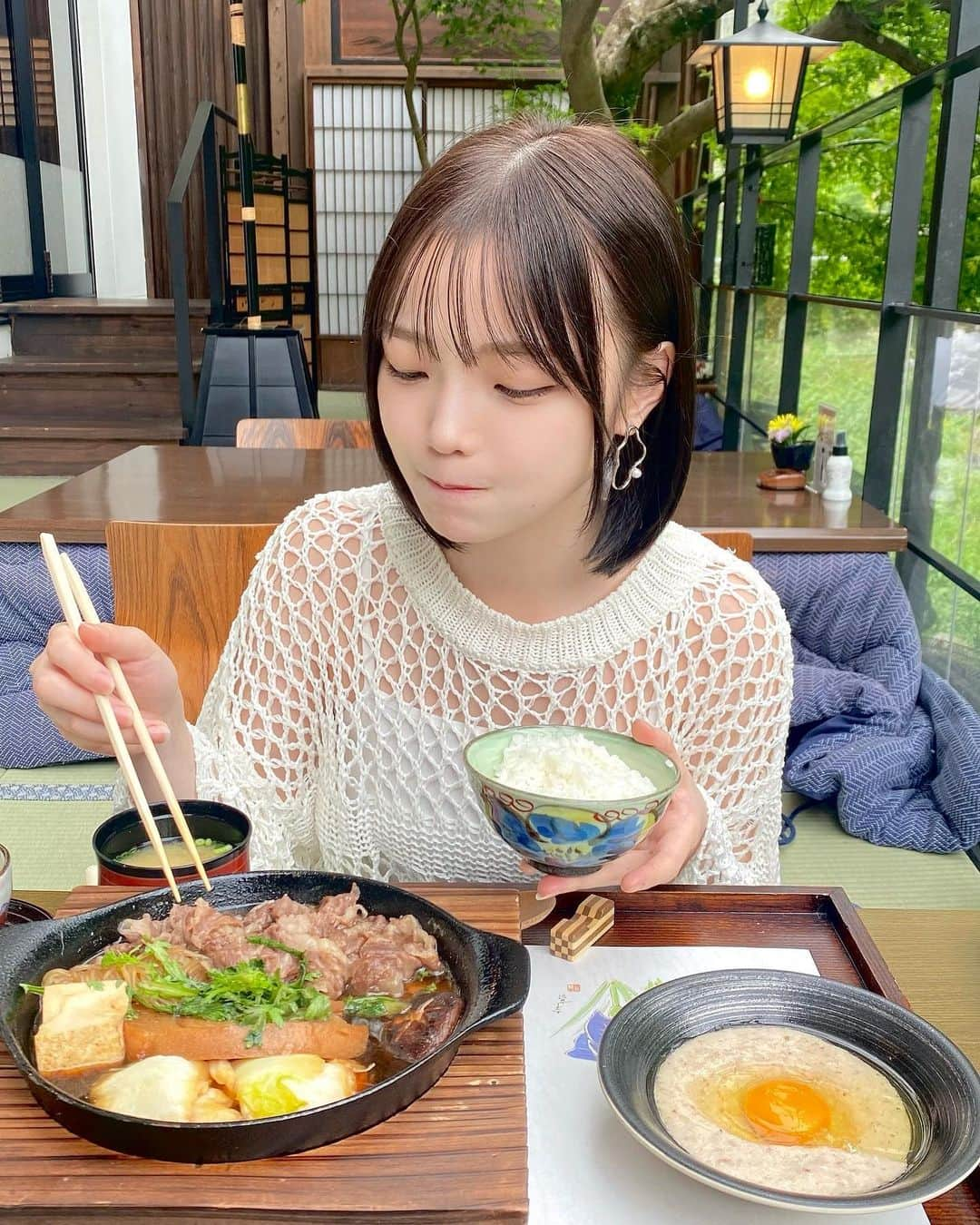 新谷姫加さんのインスタグラム写真 - (新谷姫加Instagram)「おはようございます☺︎ すき焼きは人を幸せにする☺️」4月30日 9時34分 - hime._.gram