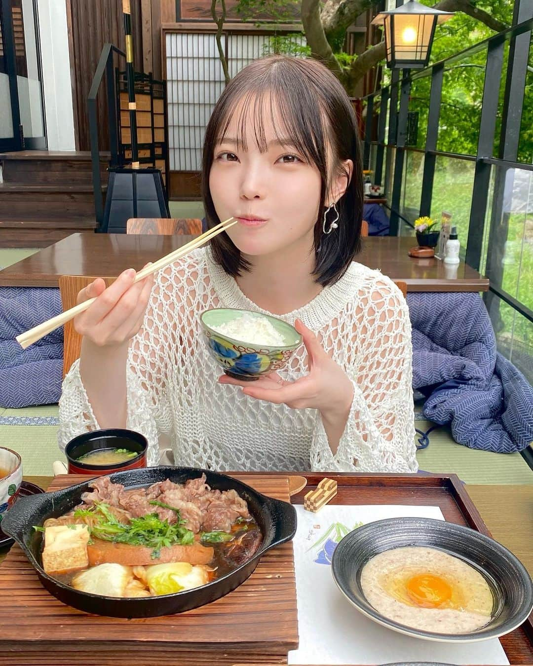 新谷姫加さんのインスタグラム写真 - (新谷姫加Instagram)「おはようございます☺︎ すき焼きは人を幸せにする☺️」4月30日 9時34分 - hime._.gram