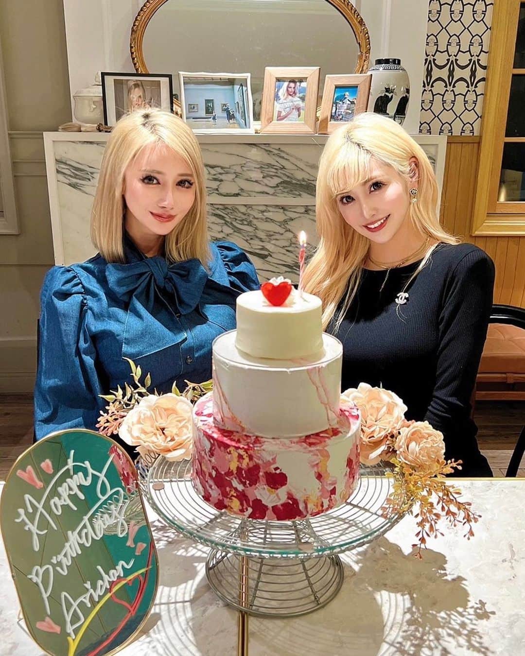 Chikoさんのインスタグラム写真 - (ChikoInstagram)「❤︎ 𝙷𝚊𝚙𝚙𝚢 𝙱𝚒𝚛𝚝𝚑𝚍𝚊𝚢 ❤︎ 愛しのありちゃん🎀  すくすく育ってね🥹💗」4月30日 18時42分 - chan.chiko.888
