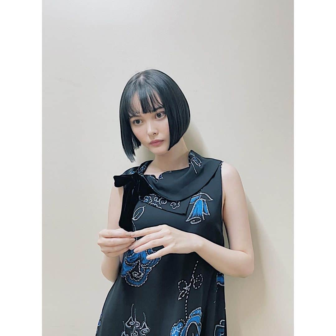 玉城ティナさんのインスタグラム写真 - (玉城ティナInstagram)「すわいぷしてね。写真ある。  xxxHOLiC ホリック　の初日舞台挨拶 の衣装こちらになります🫶🏻  皆さんもう映画館には行きましたか？」4月30日 21時27分 - tinapouty