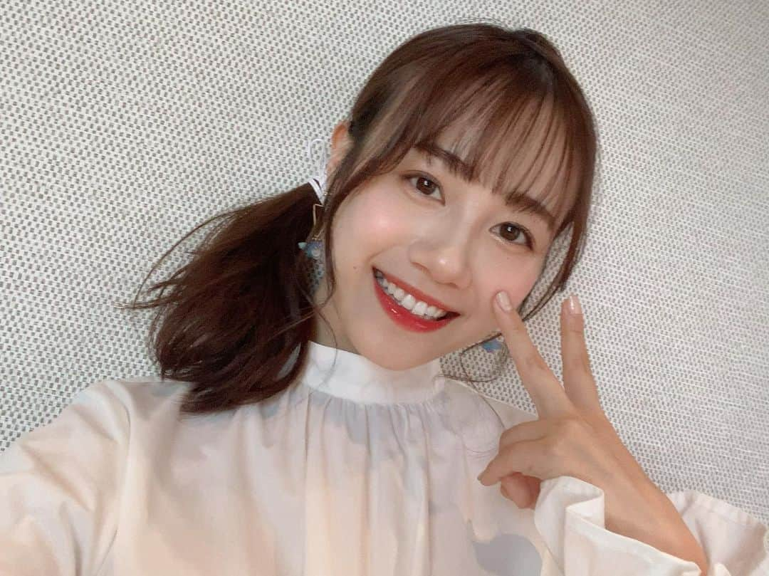 伊藤美来さんのインスタグラム写真 - (伊藤美来Instagram)「ネットサイン会ありがとうございました💙いっぱいお喋りできて楽しかったです☺️次のリリイベもよろしくお願いします☺︎  #みくです☺︎ #青100色 #リリイベ #サイン会」4月30日 22時36分 - itomiku_official