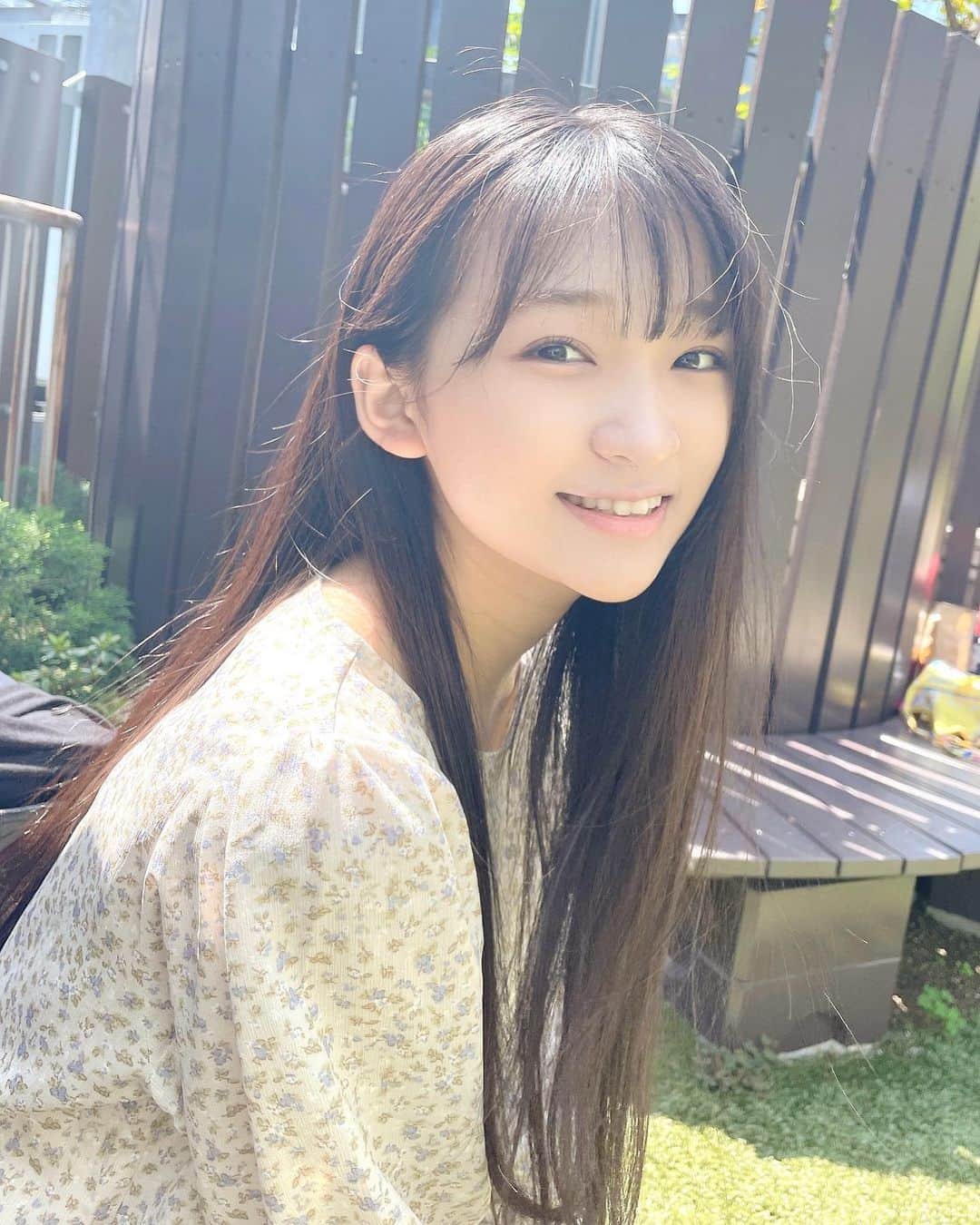 前野えまさんのインスタグラム写真 - (前野えまInstagram)「5月スタート🌿 ・ ・ #5月  #1日  #gw  #今月も  #楽しもう  #18歳  #ポートレート   #may #haveaniceweekend  #eighteen  #followme #tagsforlikes #tflers #tagsforlikesapp #actress #actor #girl #photography #portrait #japanesegirl #portraitphotography #daily_phot_jpn #japan_daytime_view」5月1日 10時01分 - maeno_ema