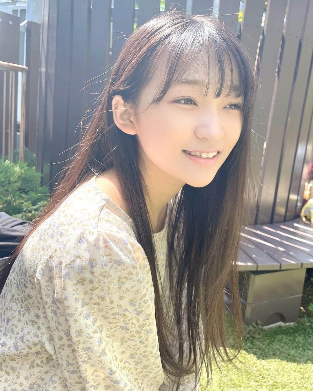 前野えまさんのインスタグラム写真 - (前野えまInstagram)「5月スタート🌿 ・ ・ #5月  #1日  #gw  #今月も  #楽しもう  #18歳  #ポートレート   #may #haveaniceweekend  #eighteen  #followme #tagsforlikes #tflers #tagsforlikesapp #actress #actor #girl #photography #portrait #japanesegirl #portraitphotography #daily_phot_jpn #japan_daytime_view」5月1日 10時01分 - maeno_ema