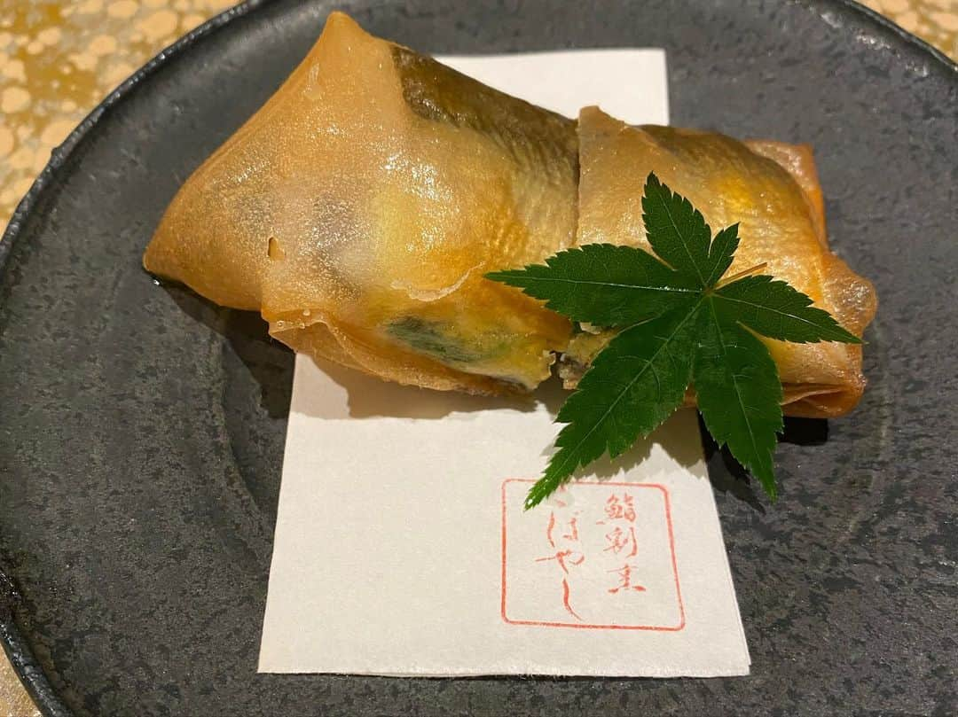 大西葵さんのインスタグラム写真 - (大西葵Instagram)「.  千葉市中央区にある @sushi.kappou.kobayashi  こばやしさん🍣🍣🍣  おいしーものたくさん 有難うございました☺︎朝も夜も  久しぶりに先輩達とも お話出来てたのしかた🥰 #ビーアイテック  #bitech   皆さんも是非行ってみてね  .  #鮨割烹こばやし  #千葉さいこう」5月1日 13時53分 - aoi_ohnishi