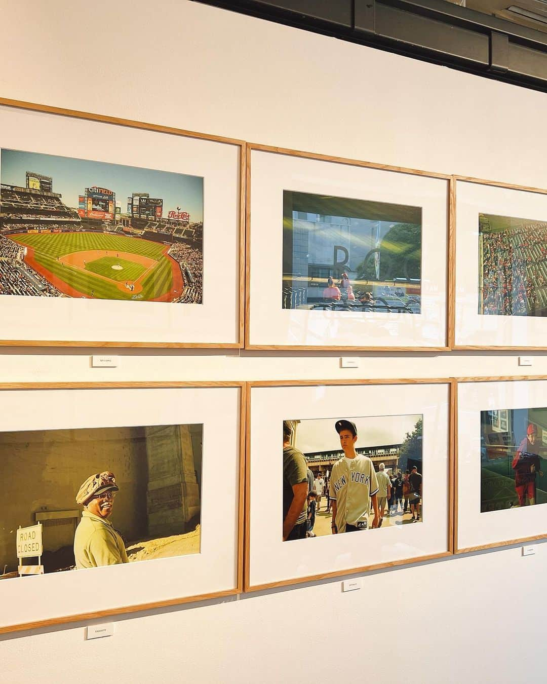 桐谷美玲さんのインスタグラム写真 - (桐谷美玲Instagram)「カメラマン竹内さん @ballpark.inc の個展へ⚾️ 素敵な写真いっぱいで、ちょうどご両親にもお会いできてありがたやーなGW☺️」5月1日 15時36分 - mirei_kiritani_