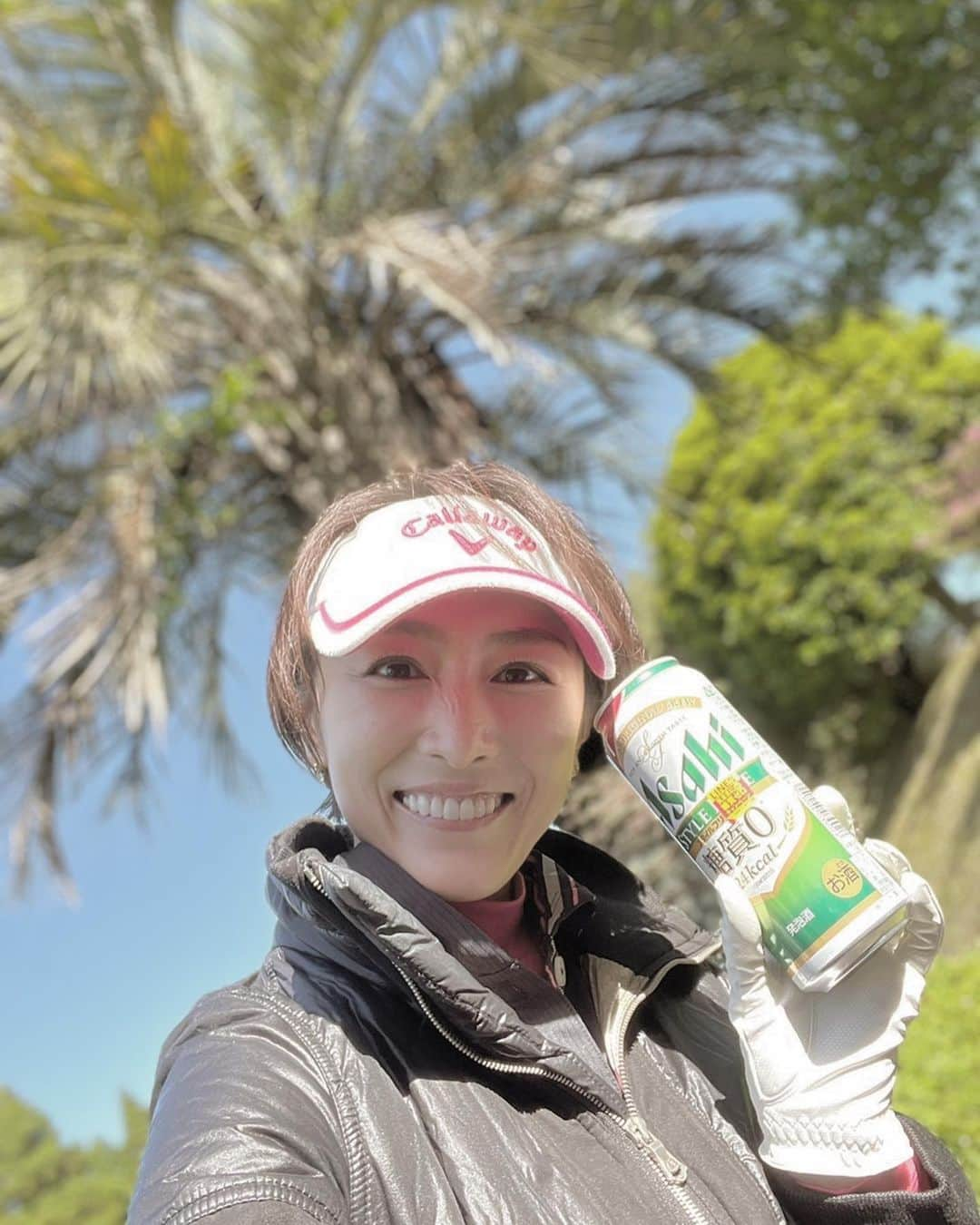 杏さゆりさんのインスタグラム写真 - (杏さゆりInstagram)「ビールのＣＭ２人に下さい😂 . #ドロンズ石本 さん #golf #ゴルフ #beer #ビール #杏さゆり　SayuriAnzu」5月2日 0時37分 - anzu_sayuri_official