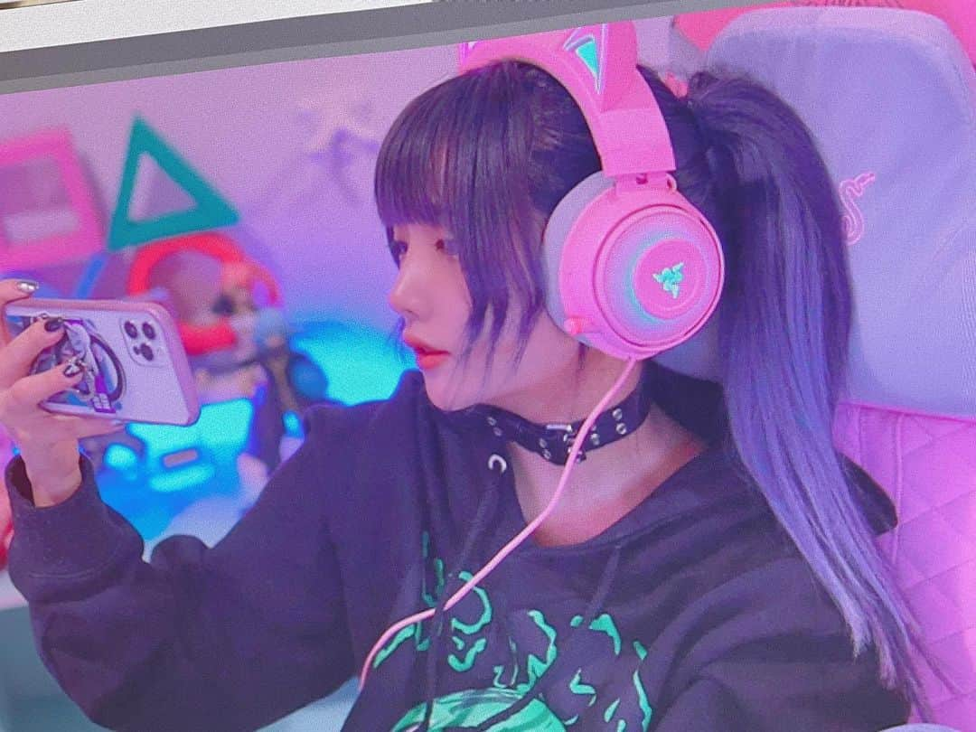 水沢柚乃さんのインスタグラム写真 - (水沢柚乃Instagram)「#Razer #gamer」5月2日 21時02分 - mizuyunosan_