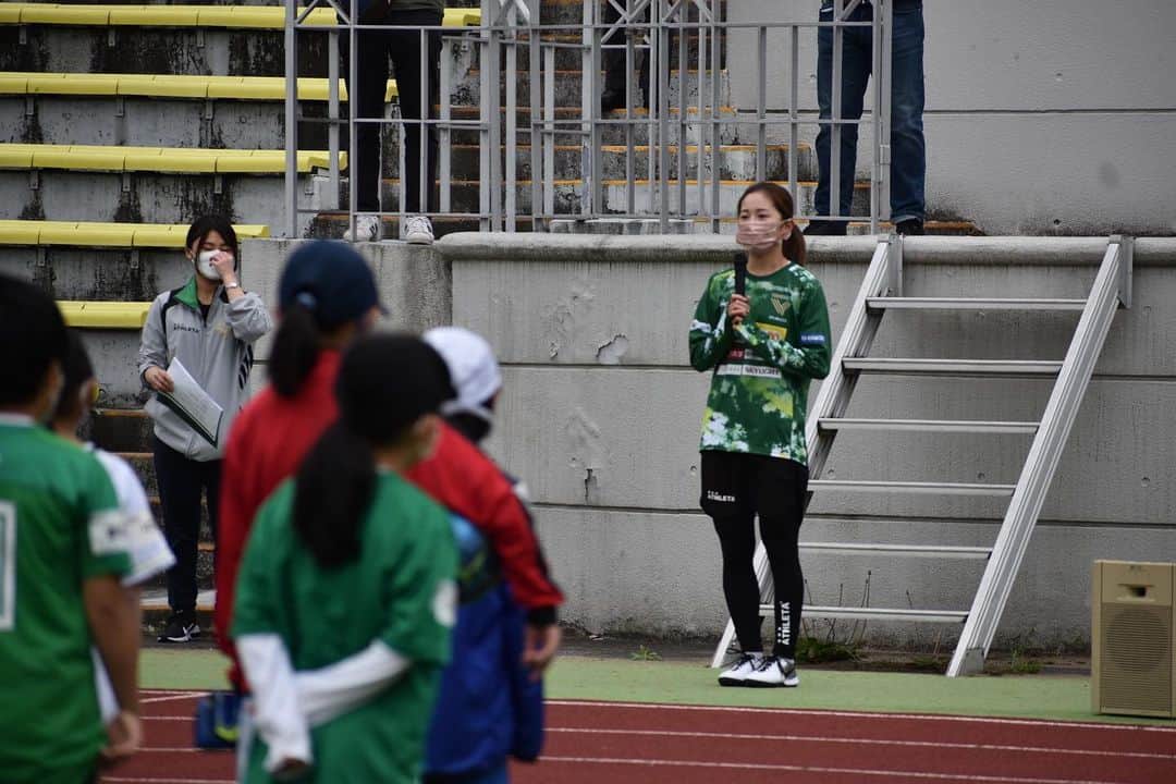 清水梨紗さんのインスタグラム写真 - (清水梨紗Instagram)「. We Action Day💛💛  #日テレ東京ヴェルディベレーザ  #weリーグ」5月2日 22時20分 - risa_shimizu_2