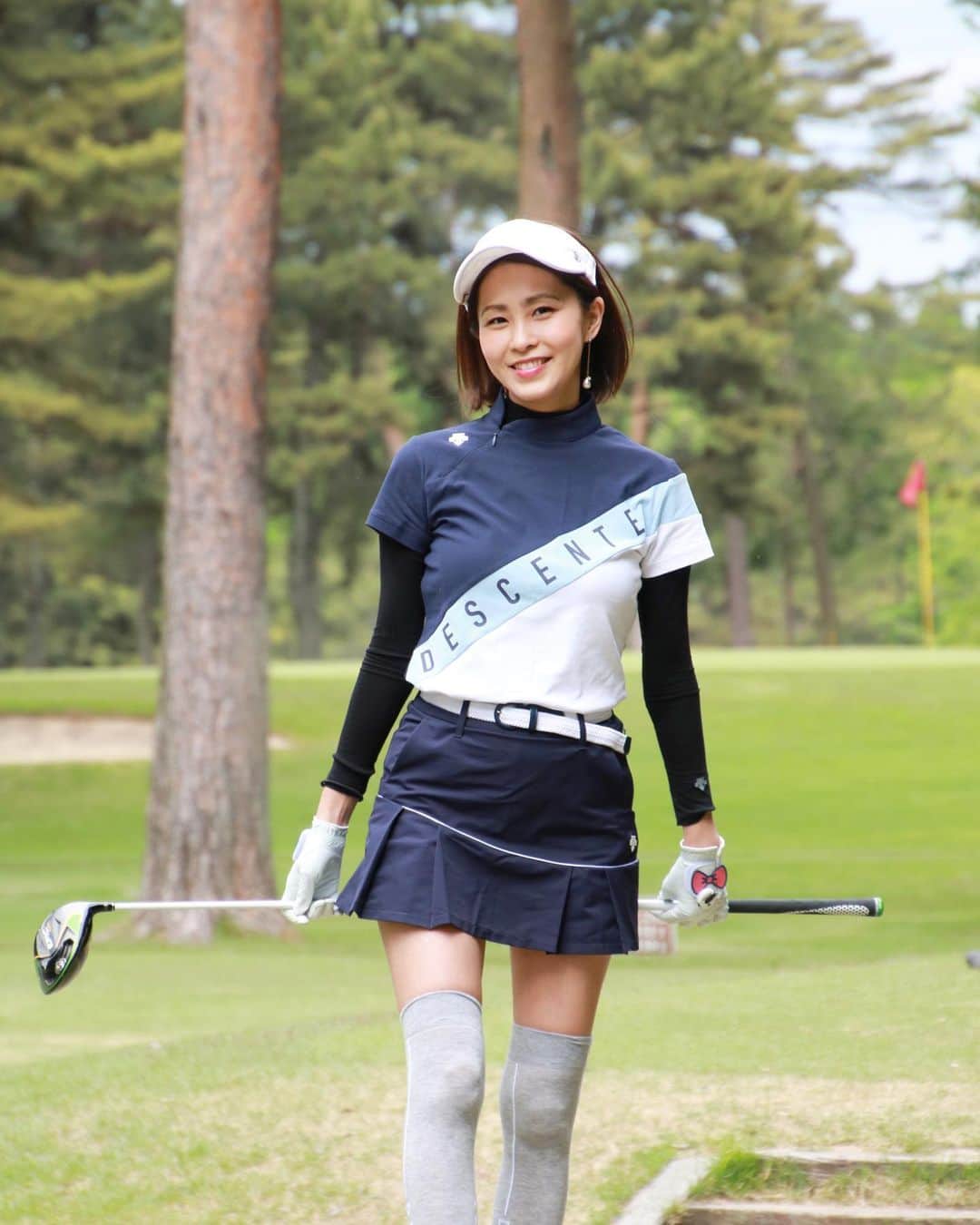 坂元美香さんのインスタグラム写真 - (坂元美香Instagram)「おはよー  昨日のゴルフが調子よくて楽しかった🥳 まぁ調子良いと言っても私レベルなので スコアは112という別にすごく良いわけでは ないのですが🤣 でもPAR2回で大喜び。 とにかくゴルフは楽しいのがいいね！  では、仕事行ってきます！！  #ゴルフ #紫カントリークラブあやめコース  #デサントゴルフ #descentegolf  #ゴルフ女子 #大人ゴルフ女子  #坂元ゴルフ日記」5月3日 8時43分 - mika_saka