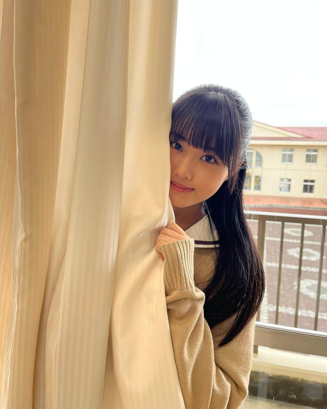 原菜乃華さんのインスタグラム写真 - (原菜乃華Instagram)「村井の恋第5話、今夜24時58分から！ 新しい恋の予感…？お楽しみに！  #村井の恋」5月3日 9時49分 - nanoka_hara_official